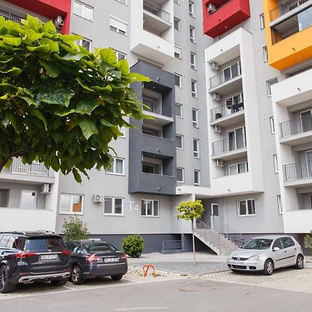 Charming Family Haven Apartamento Oradea Exterior foto