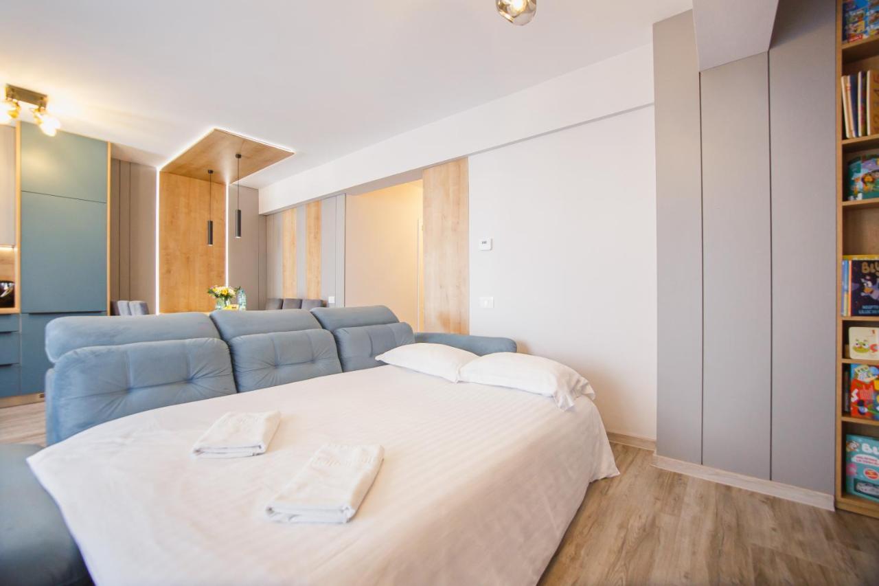 Charming Family Haven Apartamento Oradea Exterior foto