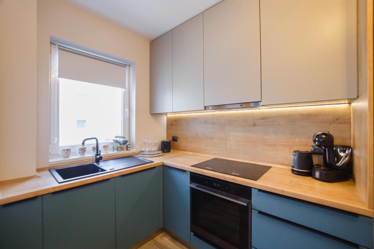 Charming Family Haven Apartamento Oradea Exterior foto