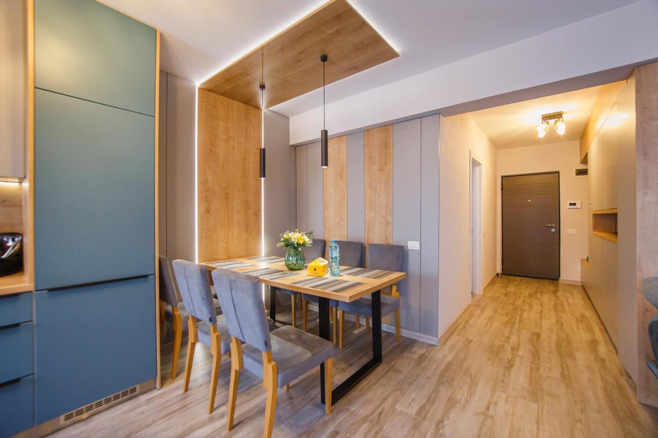 Charming Family Haven Apartamento Oradea Exterior foto